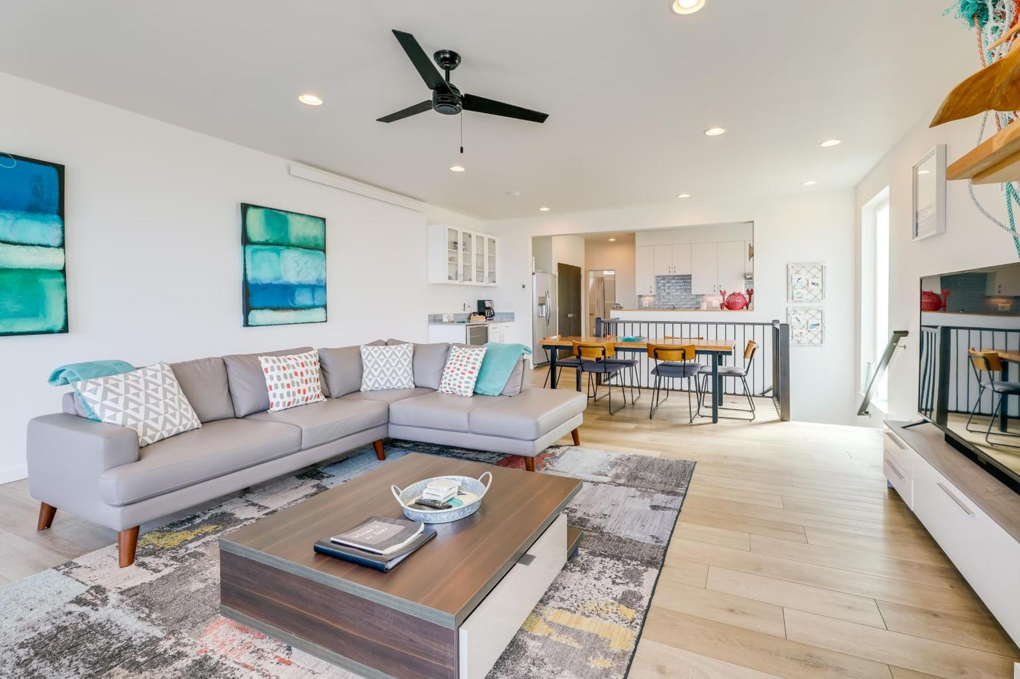Scenic Depoe Bay Townhome With Deck Less Than 1 Mi To Parks! ภายนอก รูปภาพ